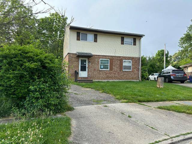 2006 Val Vista Court, Dayton, OH 45406