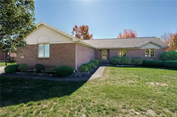 2697 Pennyroyal Road, Springboro, OH 45342