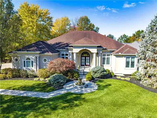 702 Winding River Boulevard, Maineville, OH 45039