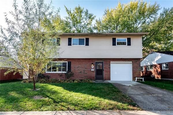 35 Graham Drive, Springboro, OH 45066