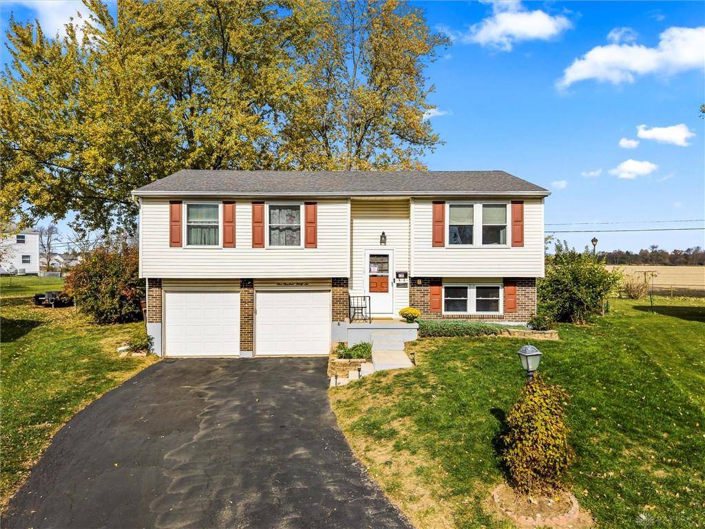 136 Wickham Farm Drive, Englewood, OH 45322