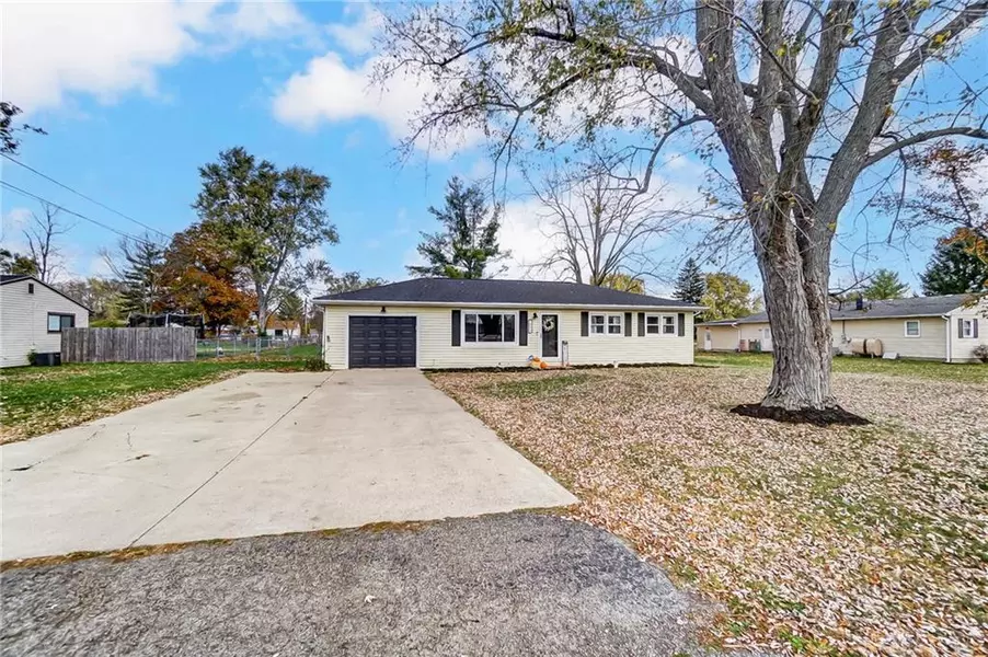 7854 Lowe Drive, Franklin, OH 45005