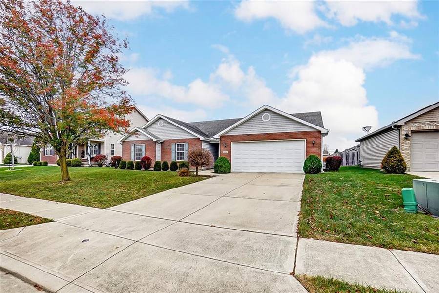 1196 Winchester Drive, Troy, OH 45373