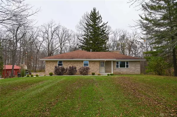 4037 Richmond Palestine Road, New Madison, OH 45346