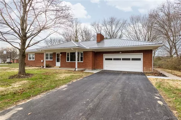 2841 Oxford Drive, Springfield, OH 45506