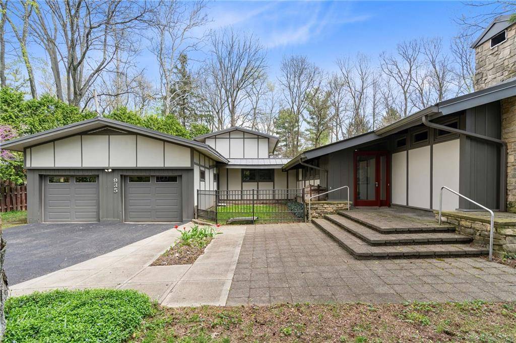 Yellow Springs Vlg, OH 45387,935 Talus Drive