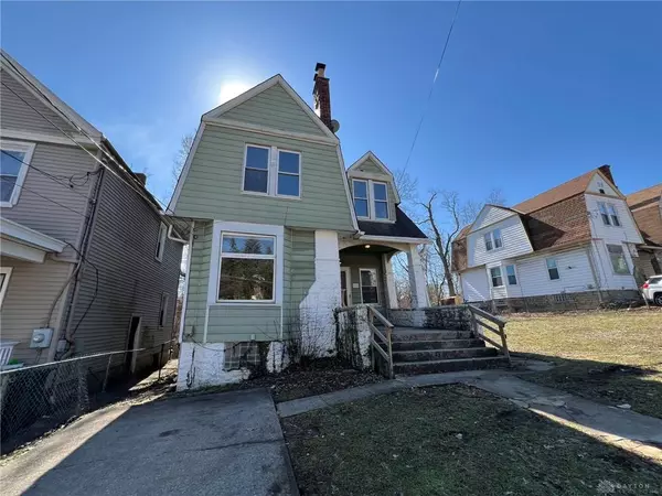 855 Rockdale Avenue, Cincinnati, OH 45229