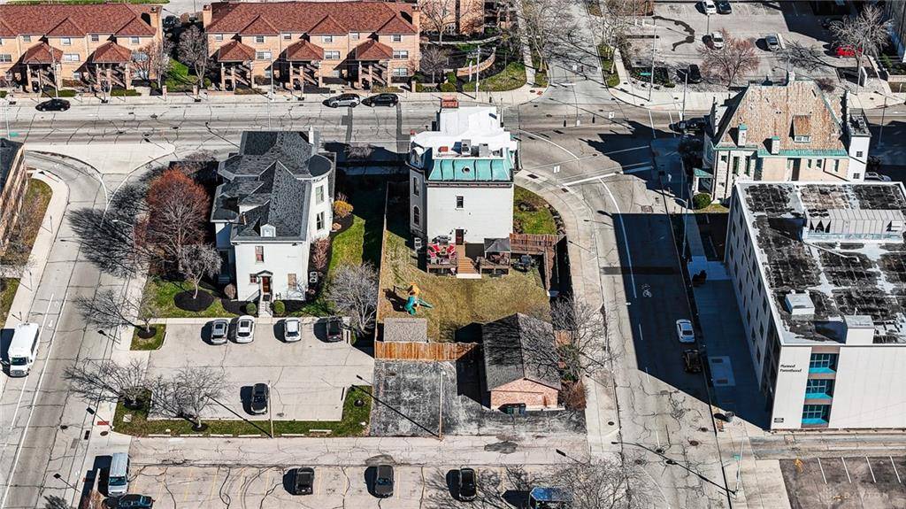 Dayton, OH 45402,208 W Monument Avenue