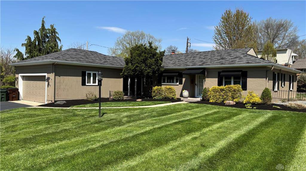 287 Marchester Drive, Kettering, OH 45429