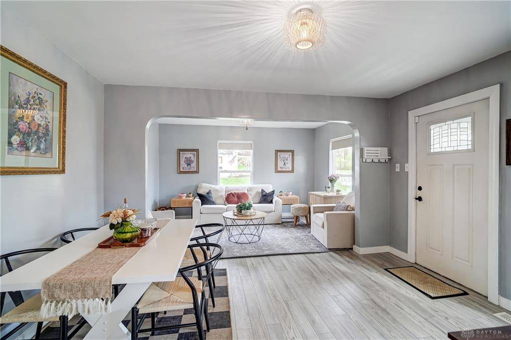Waynesville, OH 45068,637 Franklin Road
