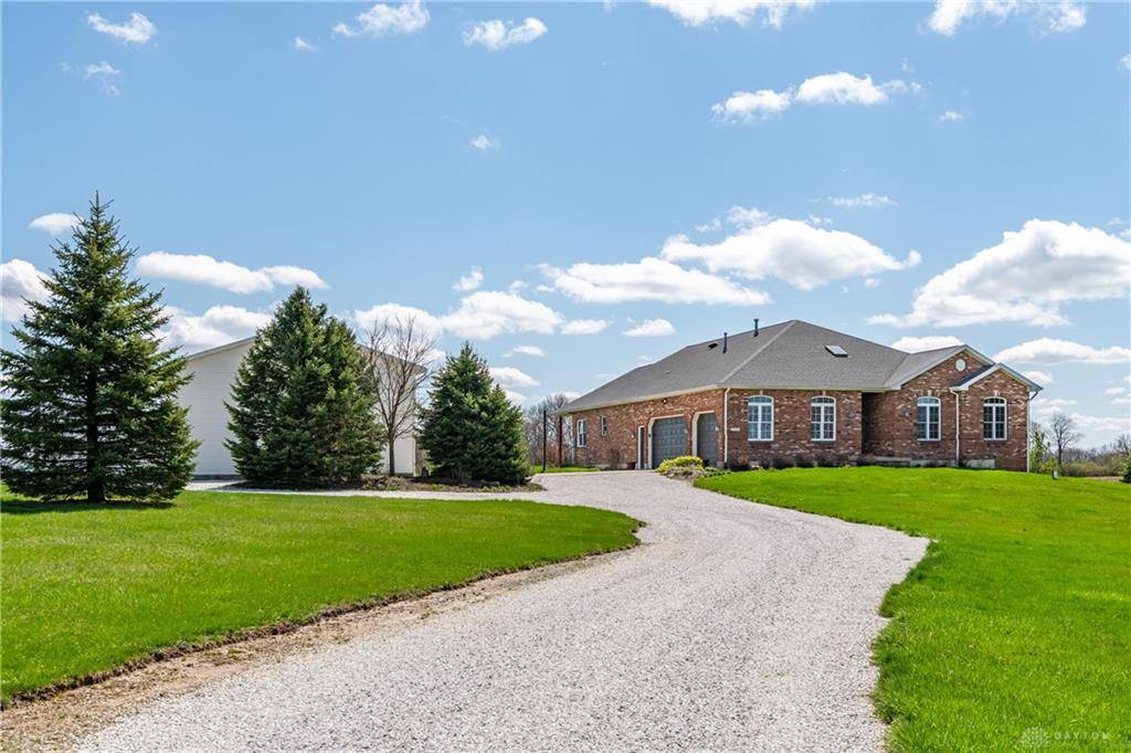 2230 E Peterson Road, Troy, OH 45373