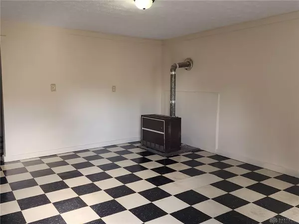 Xenia, OH 45385,301 S West Street