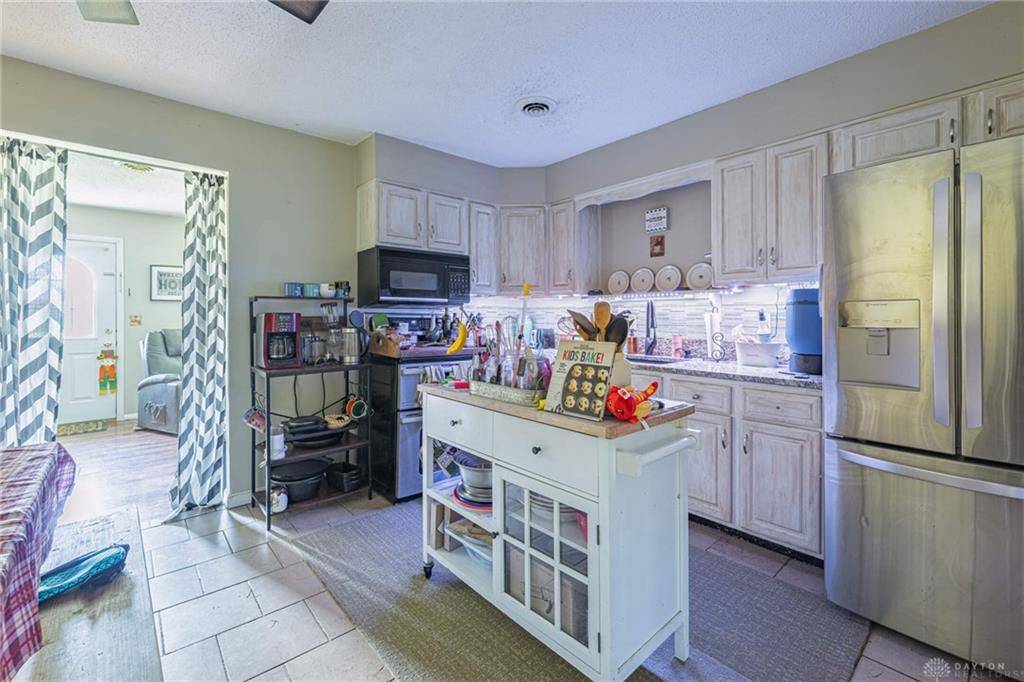 Blanchester, OH 45107,7351 Willow Drive