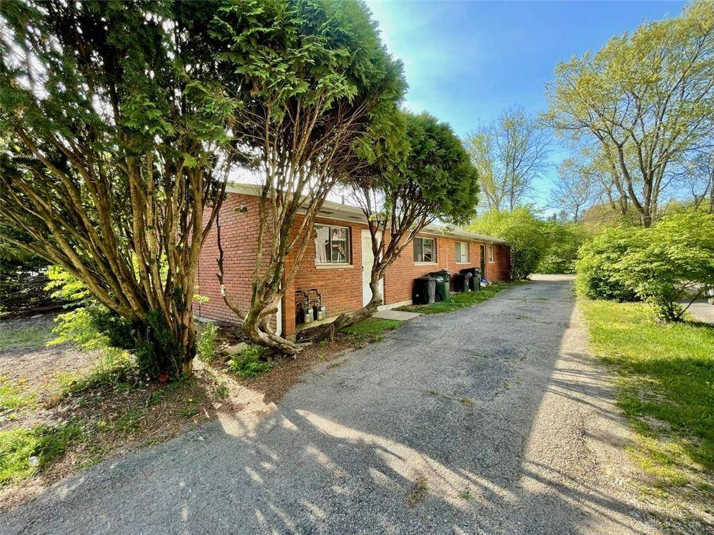425 Suncrest Drive #1 & 2, Yellow Springs Vlg, OH 45387