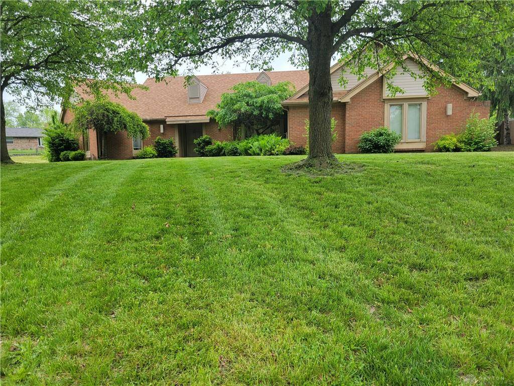 4533 Fairlawn Court, Englewood, OH 45322