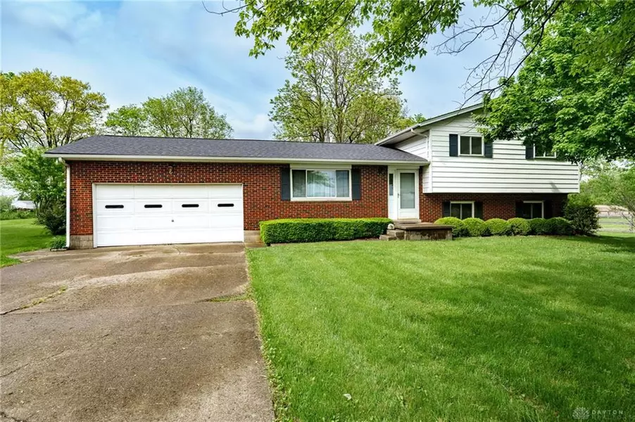 11237 Hemple Road, Farmersville, OH 45325