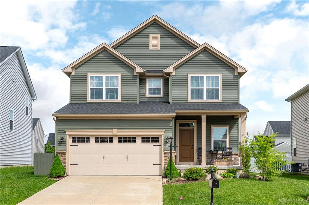 5121 Red Buckeye Drive, Tipp City, OH 45371