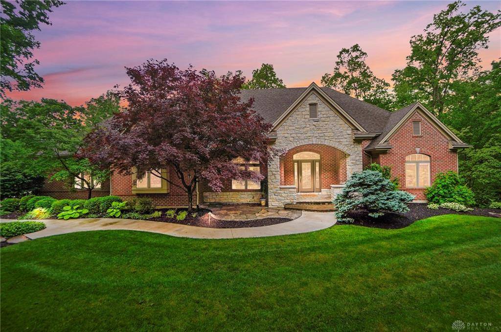 7721 Country Brook Court, Springboro, OH 45066