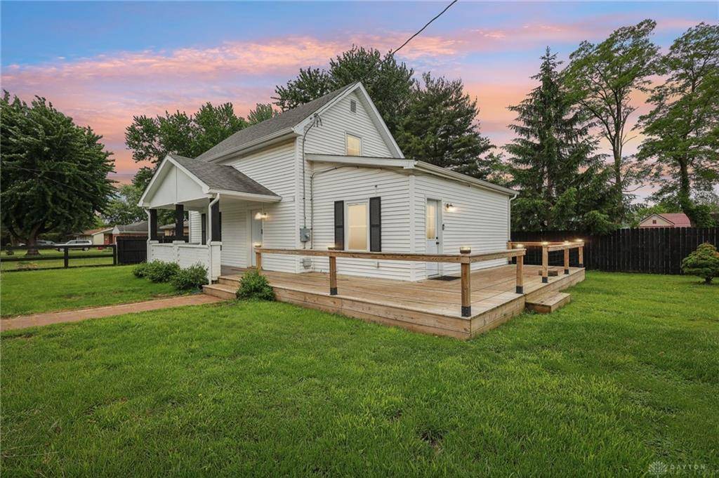 112 S Supinger Avenue, Blanchester, OH 45107