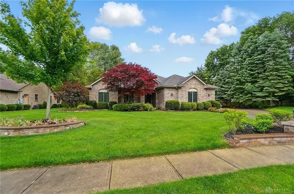 220 Fivepines Court, Englewood, OH 45315