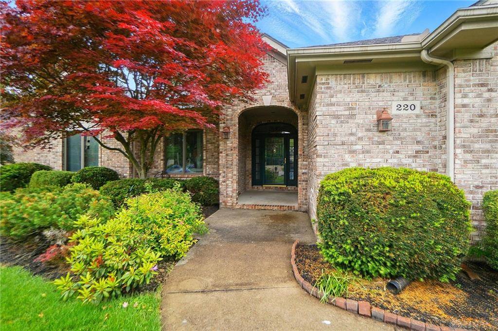 Englewood, OH 45315,220 Fivepines Court