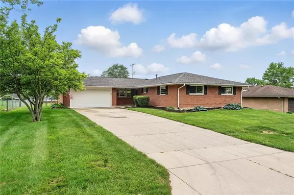 3040 Fontano Drive, Kettering, OH 45440