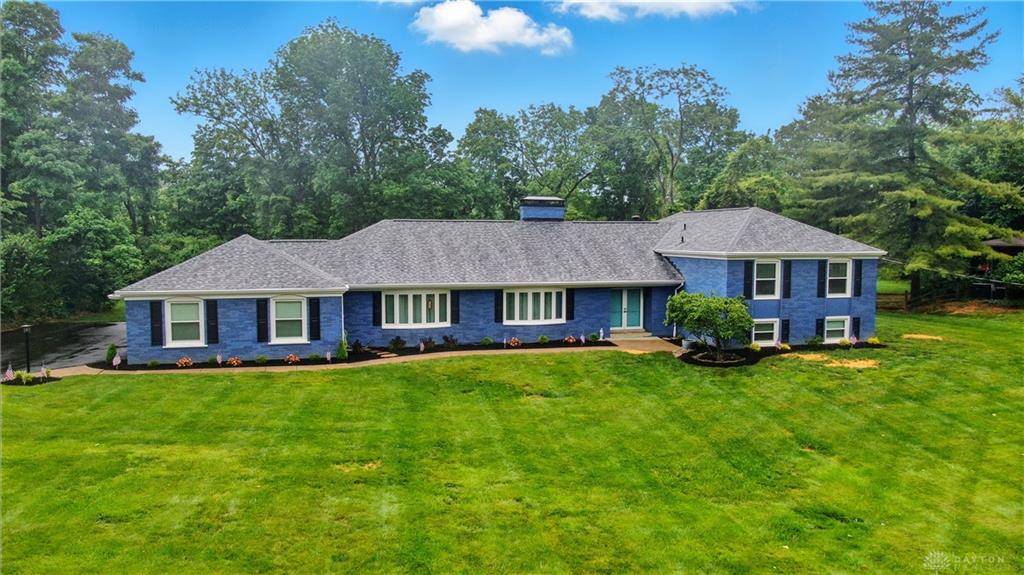 8415 Crestdale Court, Cincinnati, OH 45236