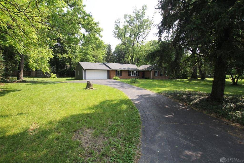 Dayton, OH 45429,5292 Little Woods Lane
