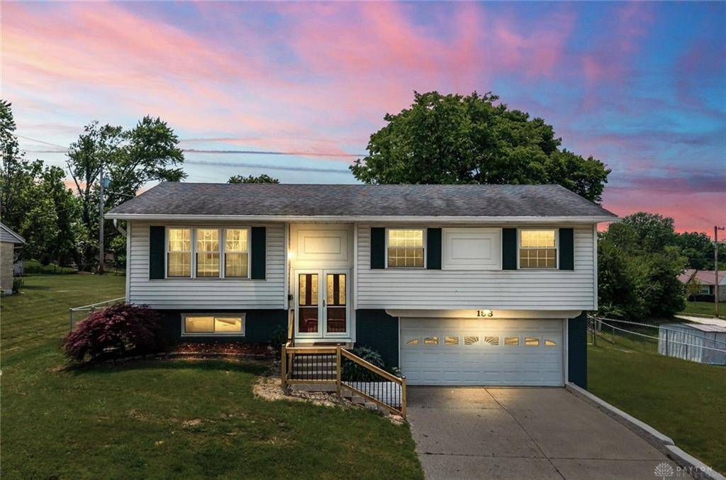 198 Golfwood Drive, West Carrollton, OH 45449