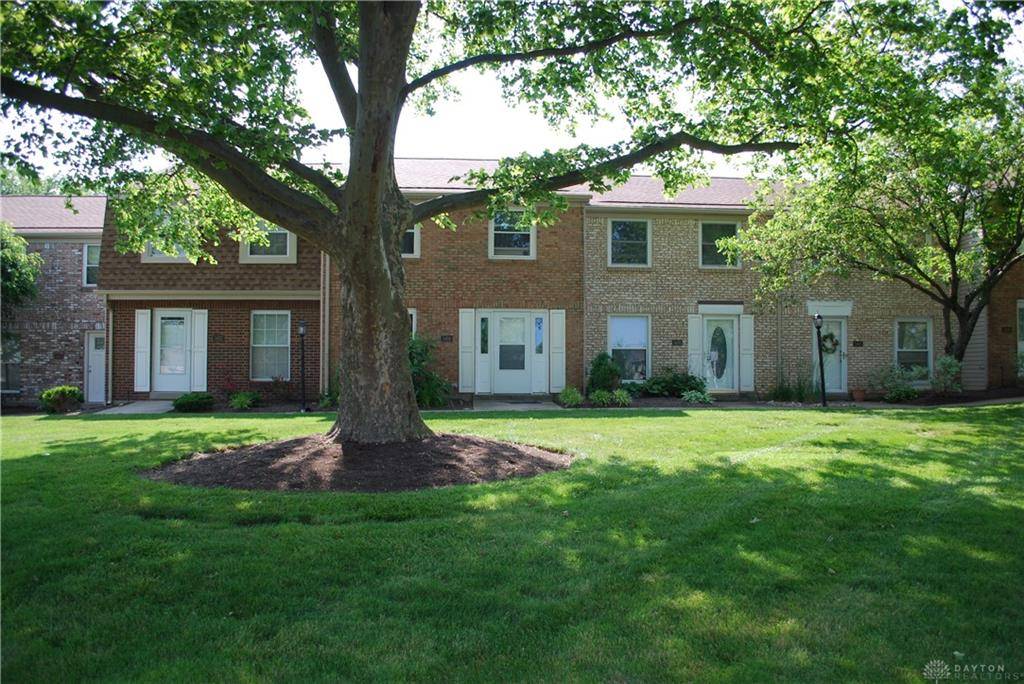 1404 Crown Point Court, Beavercreek, OH 45434