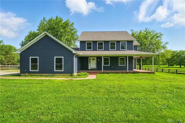 2211 E Social Row Road, Washington Twp, OH 45458