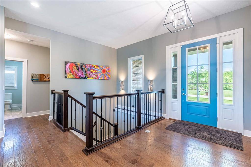 Waynesville, OH 45068,979 Creekview Drive