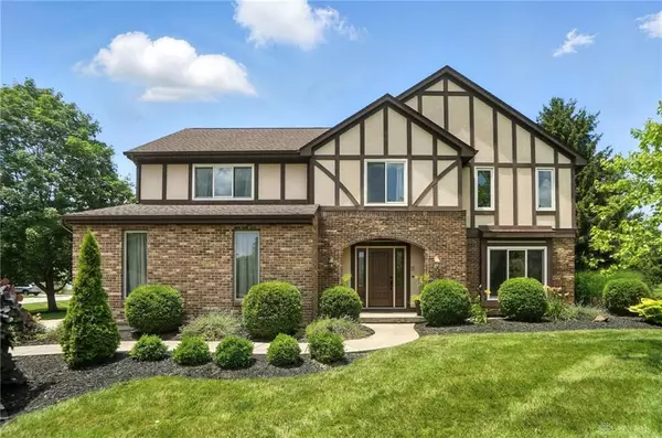 10 Homestead Court, Springboro, OH 45066