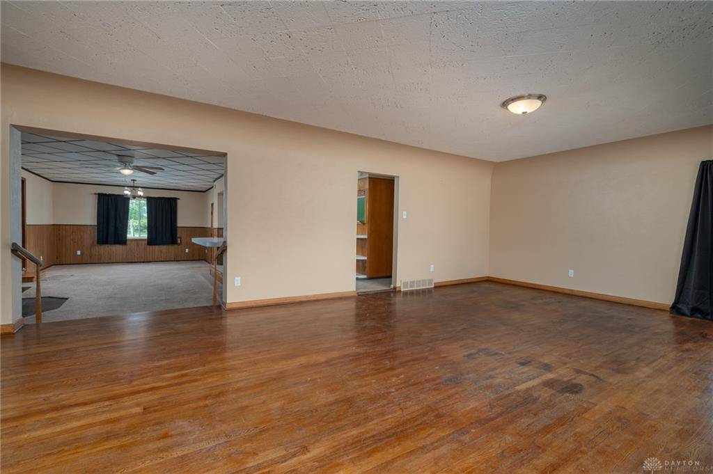 Beavercreek, OH 45431,3372 Home Acres Avenue