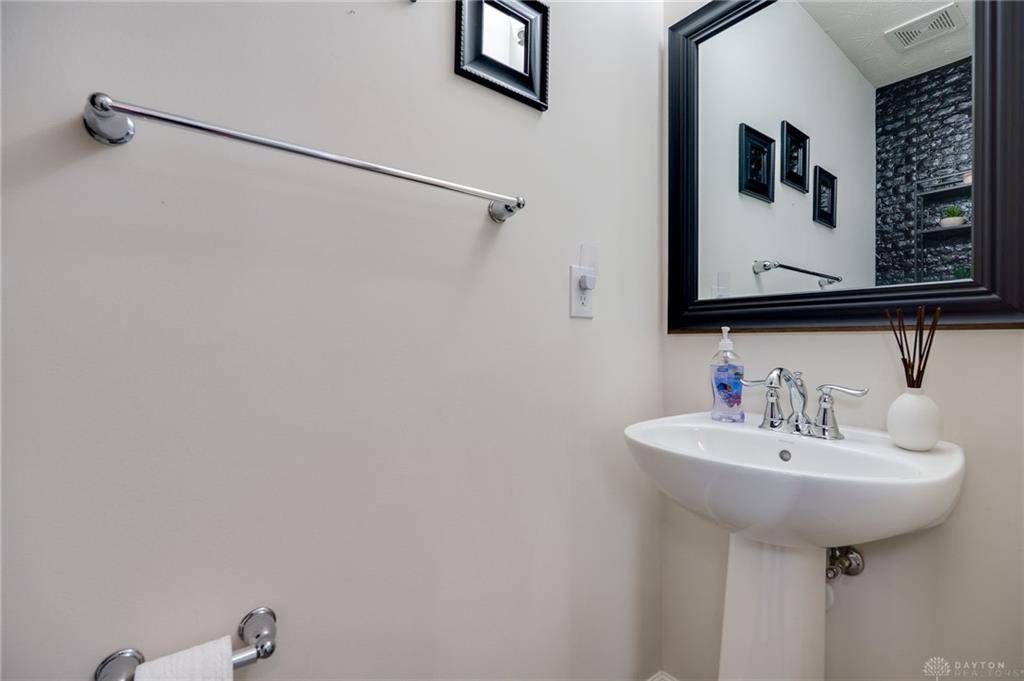 Tipp City, OH 45371,7167 River Birch Street
