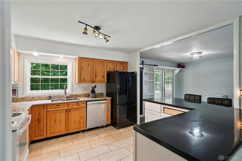 Dayton, OH 45449,6145 Tanager Way