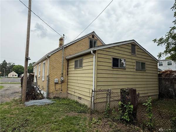Dayton, OH 45417,532 Crestmore Avenue