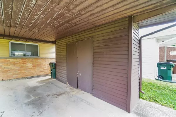 Springfield Township, OH 45231,954 Hollytree Drive