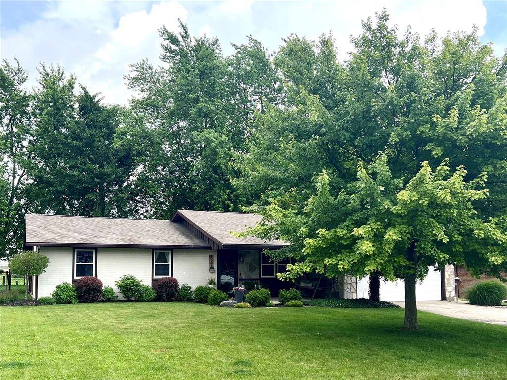 127 Hickory Drive, New Madison, OH 45346
