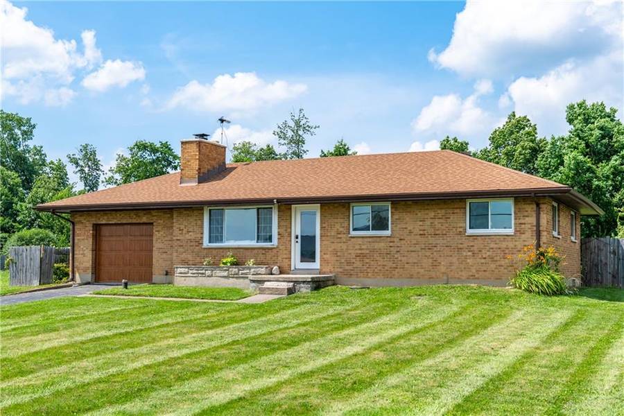 3976 Graham Drive, Beavercreek, OH 45431