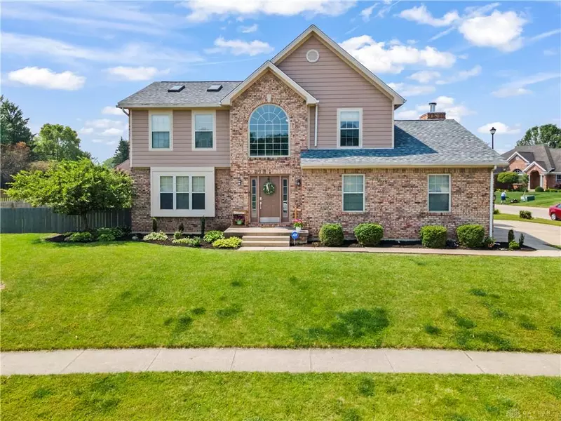 1 Kestrel Court, Piqua, OH 45356