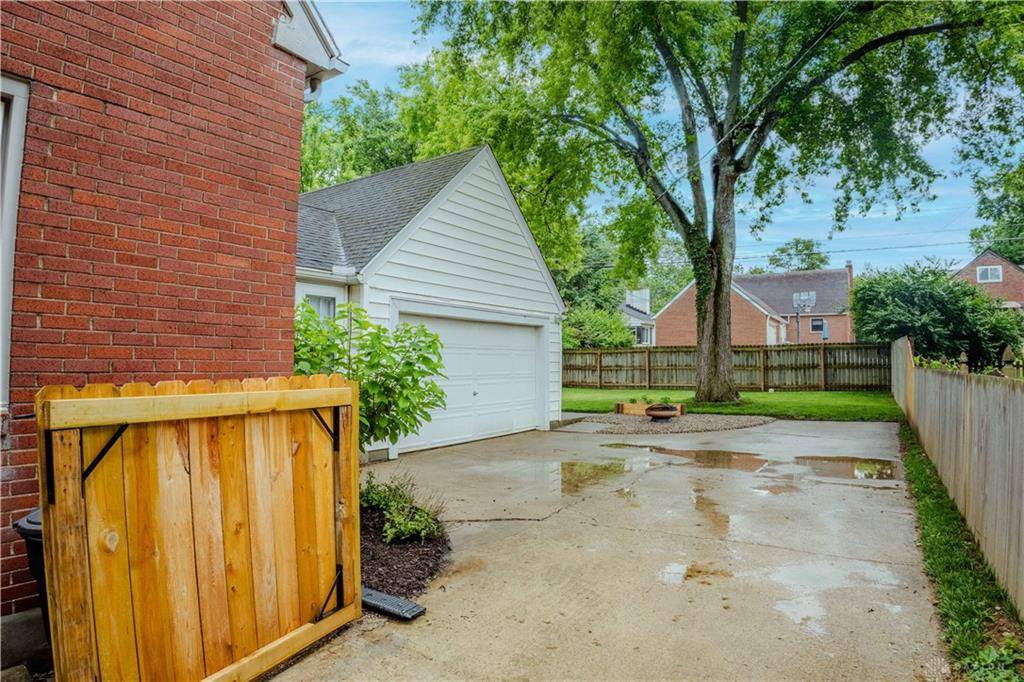 Oakwood, OH 45419,416 Greenmount Boulevard
