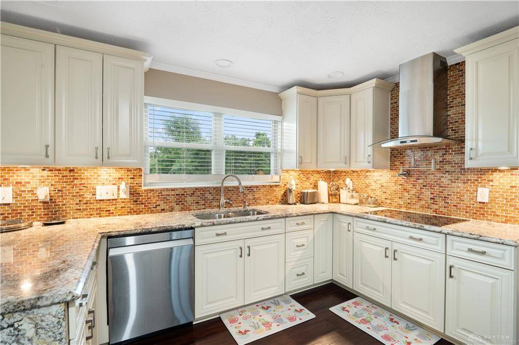Springfield Township, OH 45240,12052 Doe Run Court