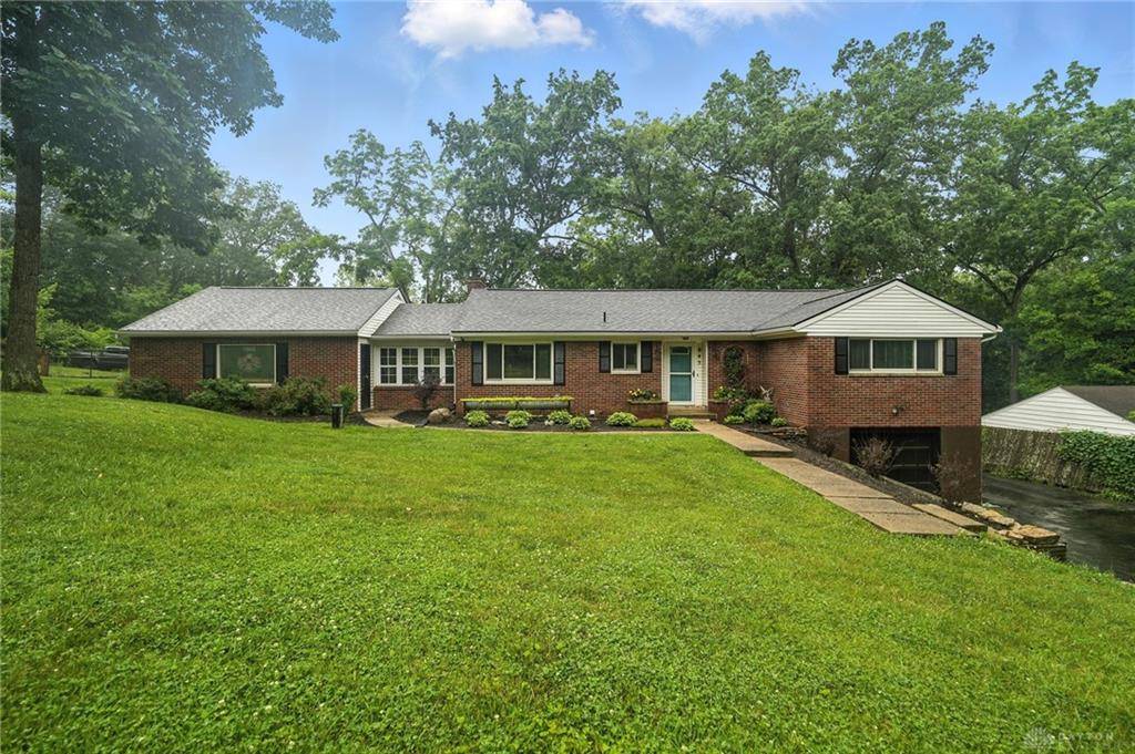 945 Oakland Drive, Beavercreek Township, OH 45434
