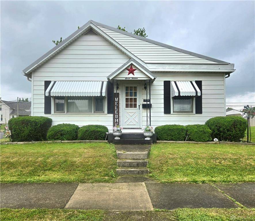 713 S Blackhoof Street, Wapakoneta, OH 45895