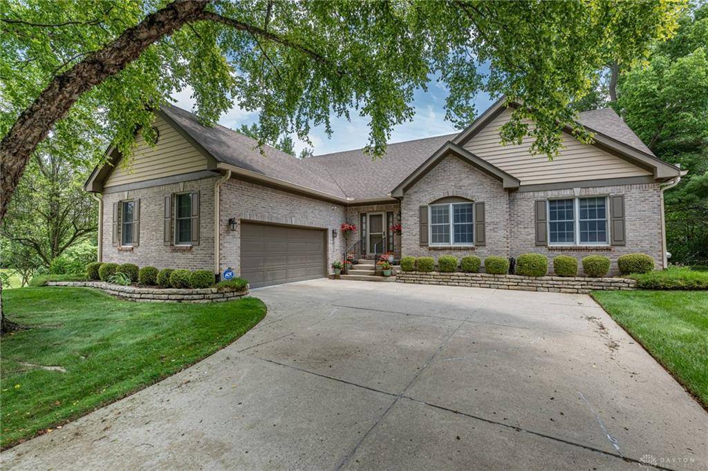 866 Deer Run Road, Centerville, OH 45459