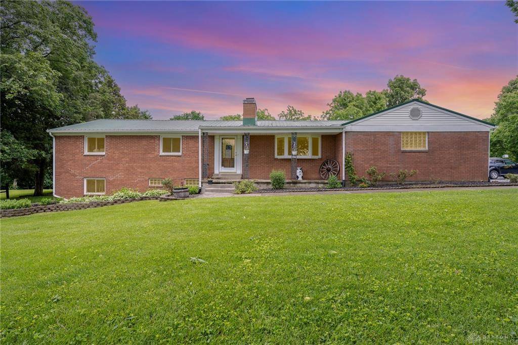 9004 Haddix Road, Fairborn, OH 45324