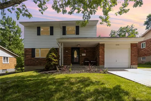 1241 Oak Knoll Drive, Cincinnati, OH 45224