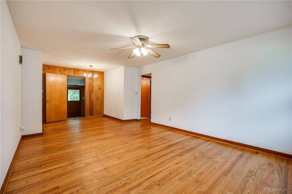Washington Court Hous, OH 43160,718 Macarthur Way