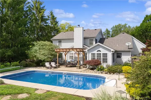 Waynesville, OH 45068,395 Victoria Place